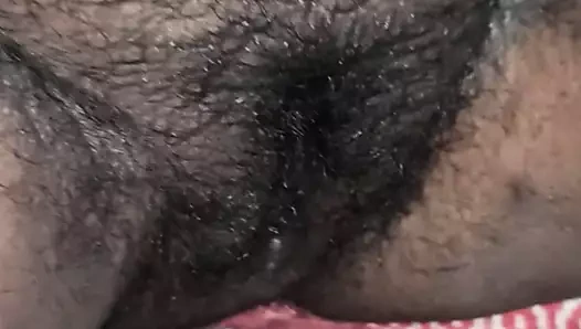 Muhteşem göğüsler ve kedi arasında gerçek desi ev hanımı milf