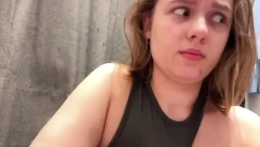 Yakın çekimde sikişiyor