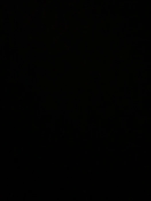 Gel, yatmadan önce beni yatağımda becer