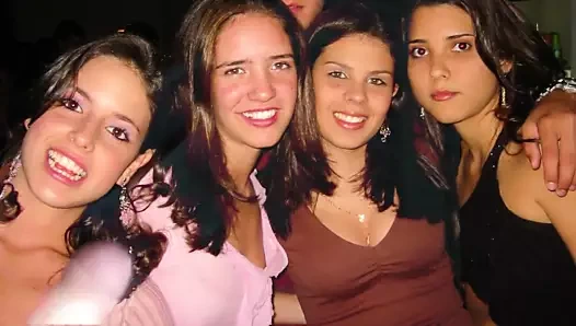 4 seksi kıza haraç