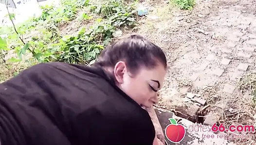 Otobahn tombul piliç Anastasiaxxx ile sikişiyor! (ingilizce)