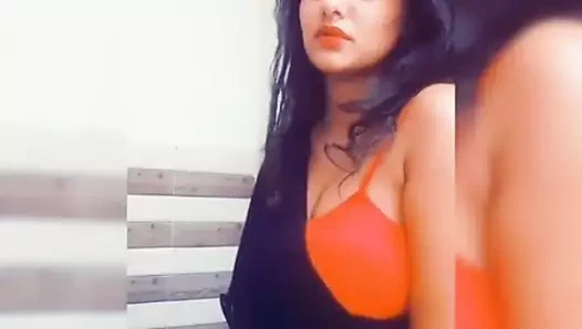 Chut ke divani rani hot video