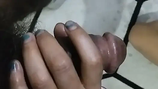 Land Ko Chusa Kar Malish Korte