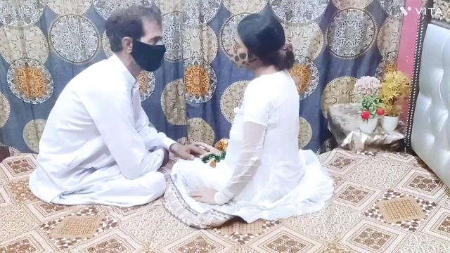 Shadi wali Raat Güzel Hintli Desi Kızı ka Ashiq odasında Churai Kari En İyi Xxxxx Seks Hintçe Kirli Konuşma