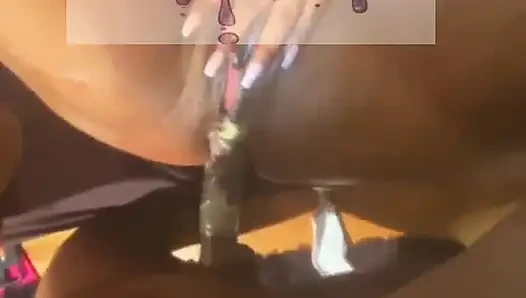 Sadece da göt istiyor