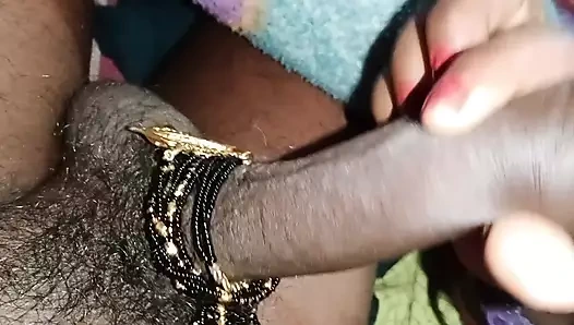 Üvey oğul üvey annesini yatak odasında sikiyor