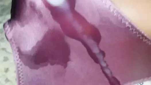 3. kez bu küçük xsmall saten bikini ile sağladım