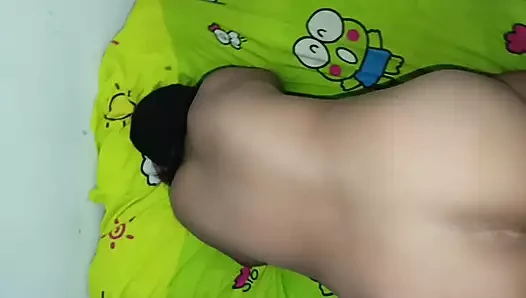 Endonezyalı tombul büyük götlü pürüzsüz büyük memeler patronunu sikiyor hizmetçimin amını sikmek gerçekten güzel