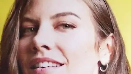 Lauren Cohan'a boşalıyor