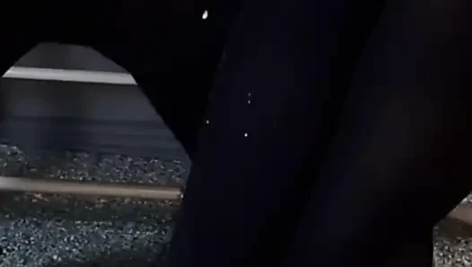 Ateşli üvey annem için boşalıyor derlemesi