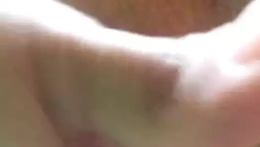 İyi bir arkadaş önümde mastürbasyon yapıyor....nefis