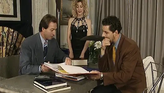 Çoraplı muhteşem Alman kızlar grup sekste götten sikiliyor