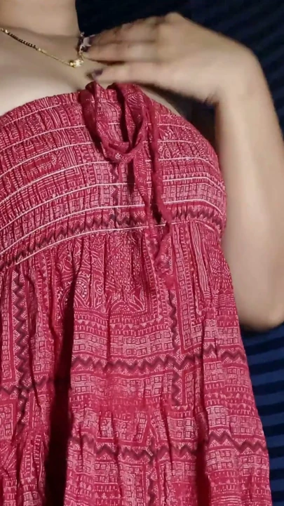 Sıcak seksi Hintli kız baştan çıkarıyor inliyor tamamen çıplak göğüslerini sıkıyor romantik solo kız büyük göğüsleri sıkıyor parmaklıyor | Klip 1