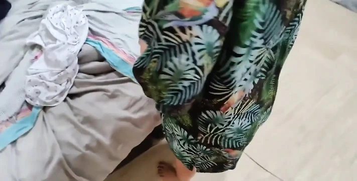 Sürtüğü domaltarak sikiyorum yakın çekim morarmış göt