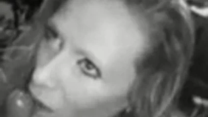 Güzel büyük siyah horoz oral seks 39