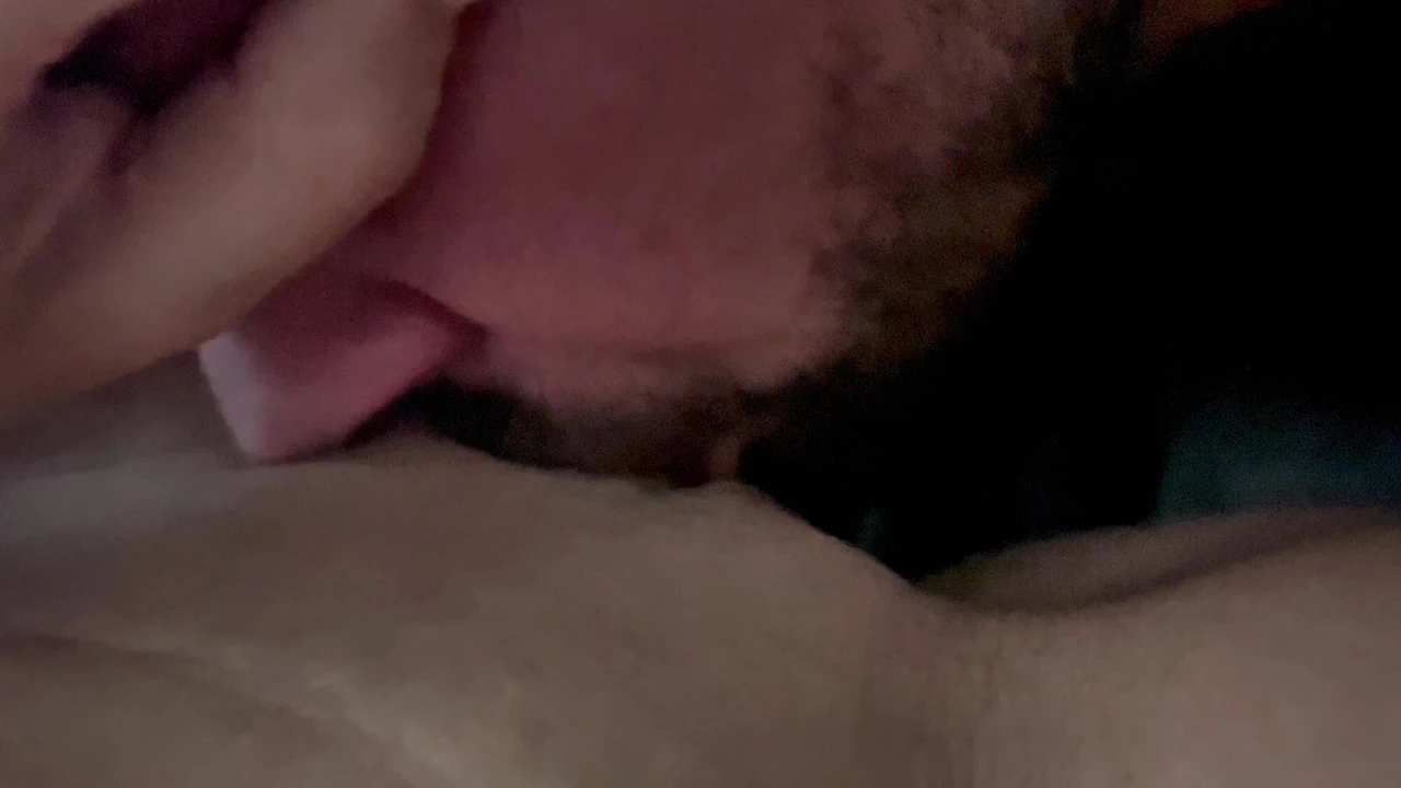 Beni yalarken çıldırıyorum