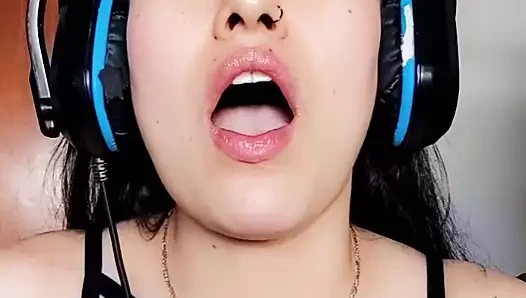 porno izlerken kendime nasıl dokunduğumu izle