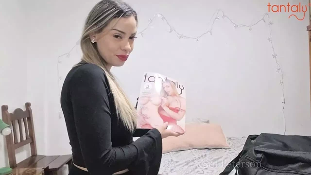 Erkeklerden bıktım ve bir Tantaly bebeği aldım.