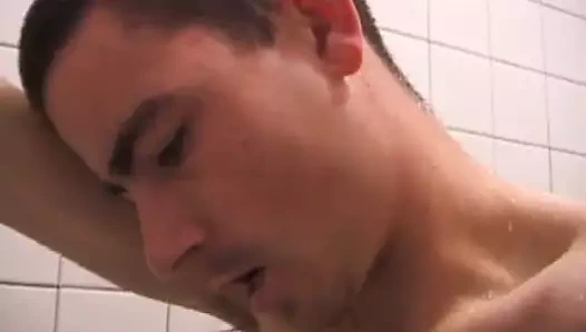 amatör dan duş kriko