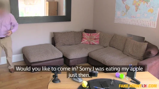 Fake Agent uk - İspanyol charmer oyuncu seçmelerinde çok görevli yarak emme yeteneğiyle wows yapıyor