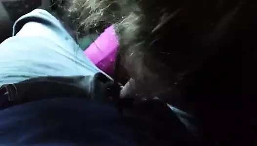 Arabada hızlı kafa.