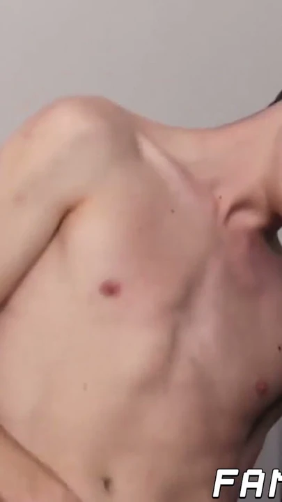 Stepsons butthole yakalar adım baba horoz ve sıkıca kavrar | Klip 2