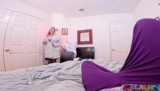 Happy Birthday fucking stepmom's pussy