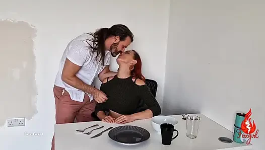 Sikiş veya fork itfaiyeci kız farkı öğren