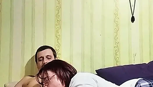 Üvey kız kardeşin meydan okuması oyunun ilk seviyesini geçti