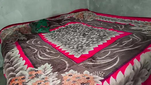 Hintli desi hemşire hastanede bir hastayı sikiyor seks videoları