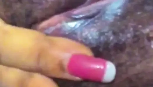 Güzel Roselee canlı bir videoda kendine dokunuyor viral