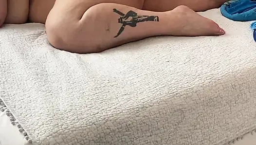 Married Wife loves hard dick down her ass hole in the morning.