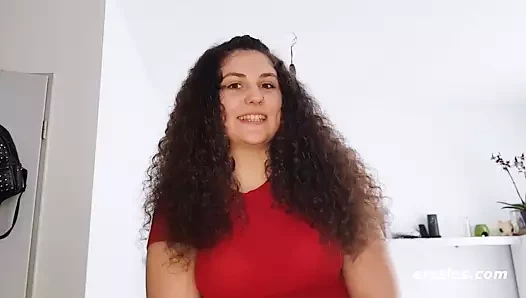 Diş hekimi asistanı bize onun sınırsız cinsel doğasını gösteriyor