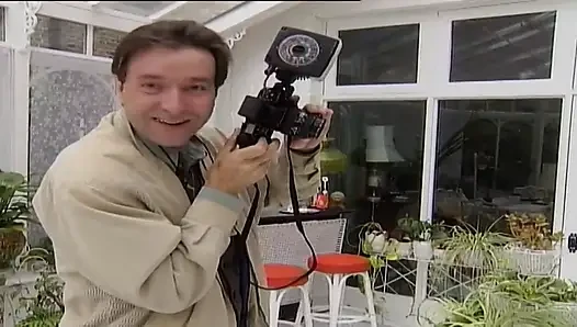 Büyük memeli İngiliz nostaljik anal