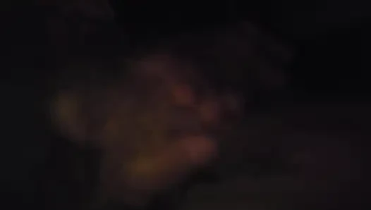 Beni sinemada boşaltıyor