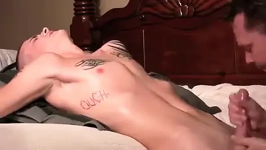 Utah: 21 yaşındaki asker sakso çekiyor