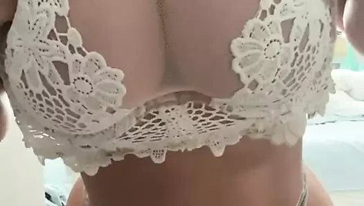 Üvey annemin yığılmış olduğunu her zaman biliyordum