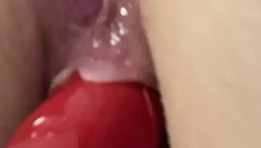 oyuncak bebek kıçından itişme