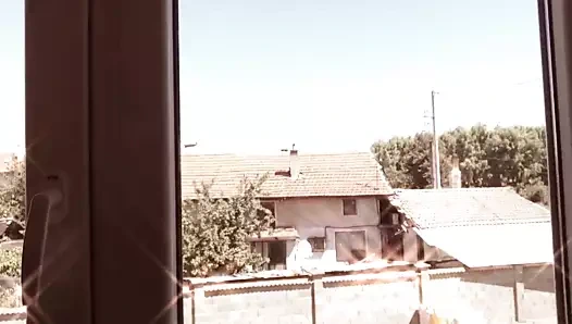 Erkek arkadaşım yokken memelerimi gösteriyorum