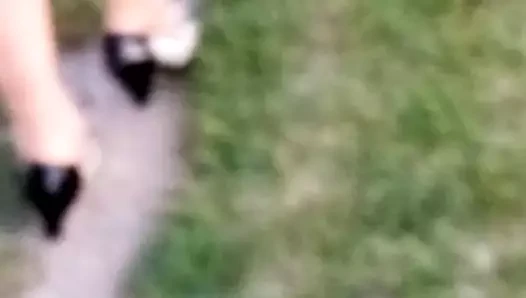 Suka prowadzi na wypierdolenie