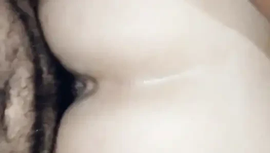 Antony... Büyük götlü ateşli genç kadınla sikişmek için hafta sonu...