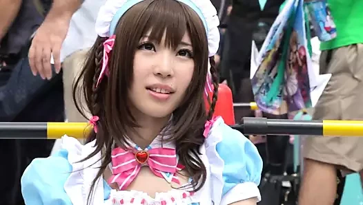 hizmetçi cosplay 005