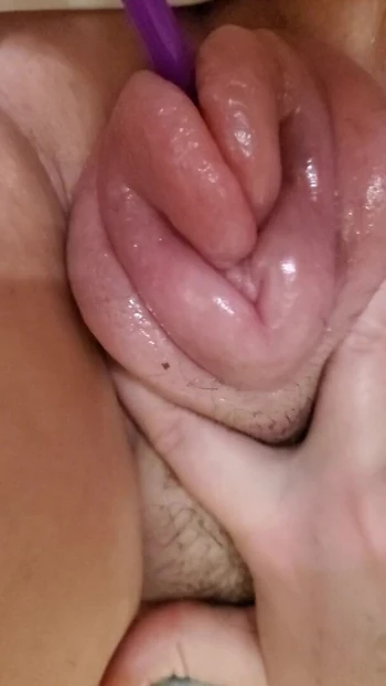 Колышу мою самую толстую накачанную киску 7 января 2022 Mistresa Gina