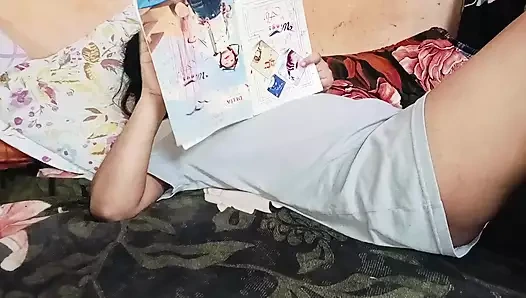 Üniversiteli kız arkadaş odaya sokuyor