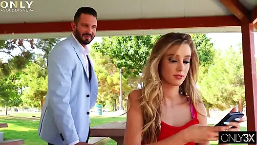 Seksi Haley Reed altın bir madenci ve yüze boşalmayı hak ediyor Premium Edit Only Gold Digger