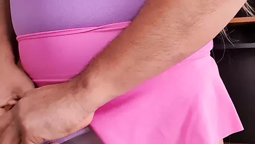 Seksi pembe külot ve etekle mastürbasyon