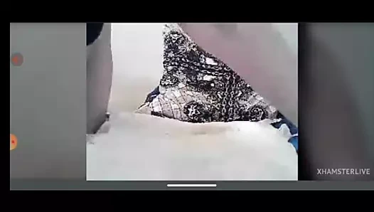 Büyükanne işemek ve mastürbasyon – tüylü kedi