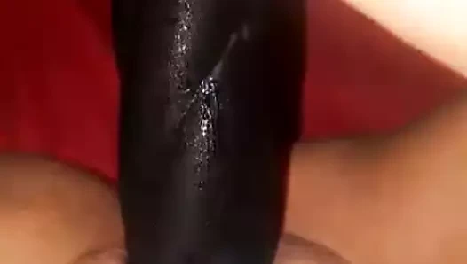 Alman kızları oynamayı sever