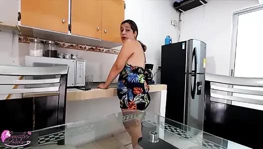 Bütün hafta sonunu bir iş arkadaşımla takılarak geçiriyorum ve biz bunu daha çok yapmaya hevesliyiz.