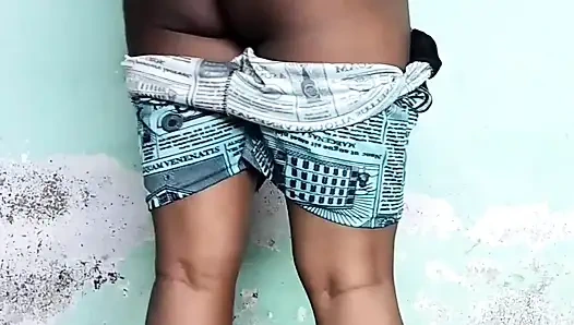 Hintli üvey anne büyük göt gösterisi